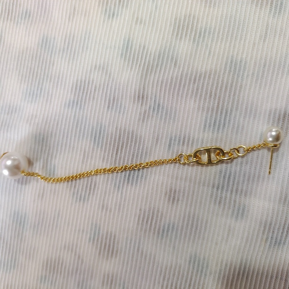 Dior gold CD pearl tassel earrings - Picture 4 of 7